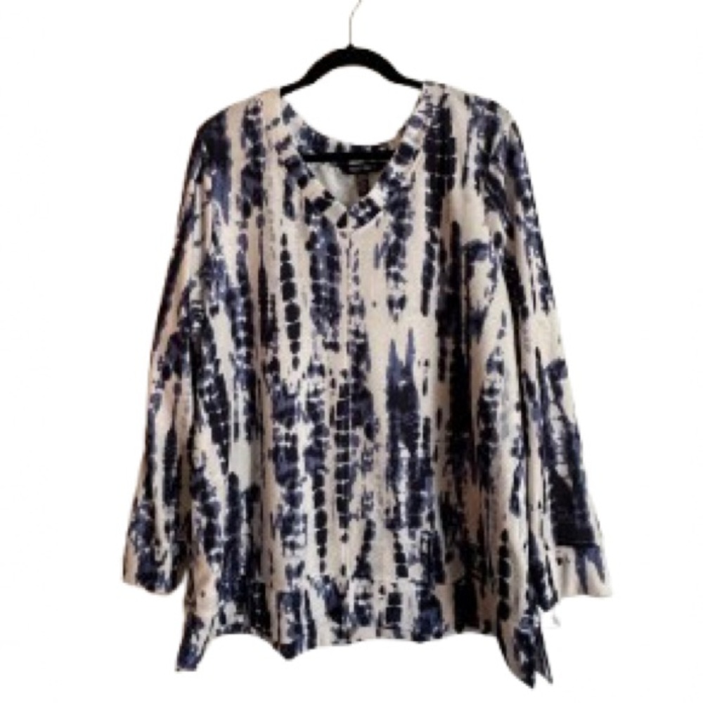 Ellen Tracy Blue and White Women's Blouse